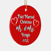 Eerste getrouwde Kerstmis Gepersonaliseerde Trouwd Keramisch Ornament (Rechts)