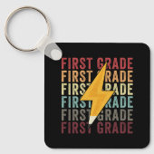 Eerste Grade Lightning Bolt Pencil 1e Grade Sleutelhanger (Voorkant)