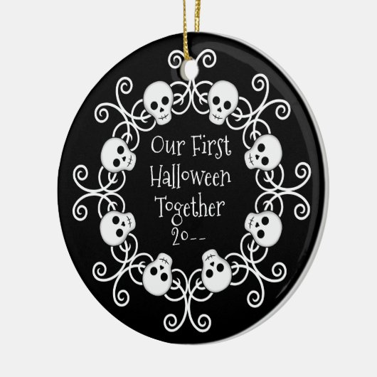 Eerste Halloween samen schedel krans Keramisch Ornament (Links)