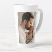 Eerste Held Beste Papa Ooit Moderne Foto Latte Mok (Rechterhoek)
