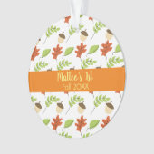Eerste Herfst Zonneschijn Bladeren Eikel Ontwerp P Ornament (voorkant)