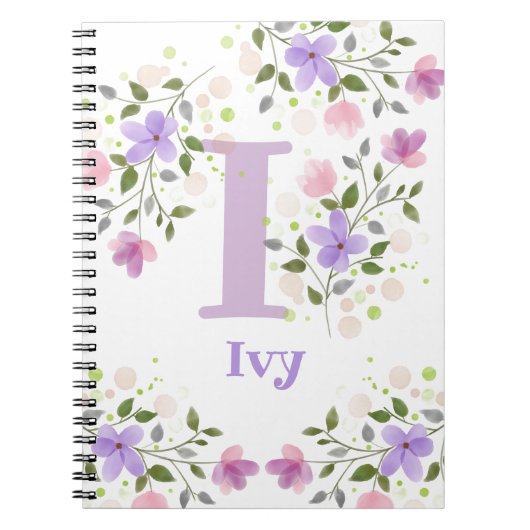Eerste Initiaal plus Naam Ivy met Bloemen Notitieboek (Voorkant)