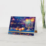 Eerste kaars van het Hanoekasfestival van de Licht Bedankkaart<br><div class="desc">De eerste kaars van Hanukkah. Happy Hanukkah Festival of light party nodigde schoonheid joodse feestkaart uit. Mooie joodse Holiday Chanukkah-achtergrond met traditionele Chanoekanoratieve symbolen - houten drogers (draaiende bovenkant), donuts, hanukkiah menorah, kaarsen, ster van David en gloeiende lichtjes, gouden patroon van behang. Hanukkah-festival van de decoratie van lichtevenementen. Jeruzalem, Israël....</div>