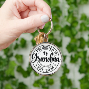 Eerste Keer Oma Cadeaus - Bevorderd tot Oma 2024 Sleutelhanger
