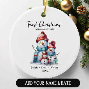 Eerste kerst als familie van drie sneeuwpoppen keramisch ornament