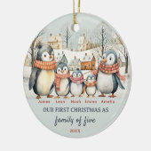 Eerste kerst als familie van vijf aangepaste kerst keramisch ornament (Links)