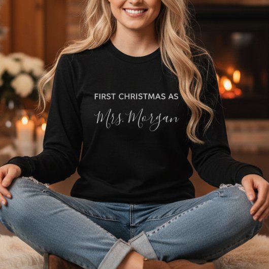 Eerste kerst als mevrouw gepersonaliseerd T-shirt