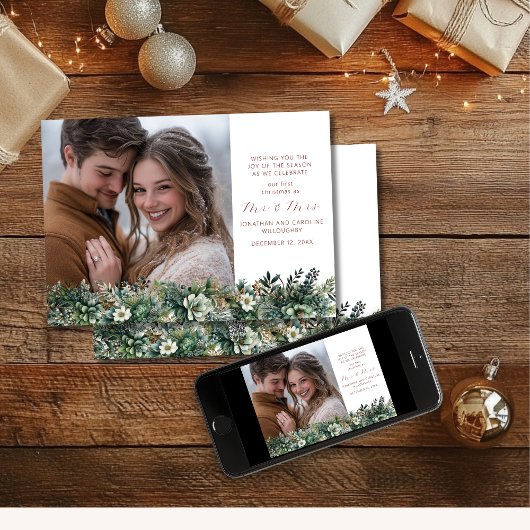 Eerste kerst als Mr & Mrs Elegant Greenery Feestdagenkaart