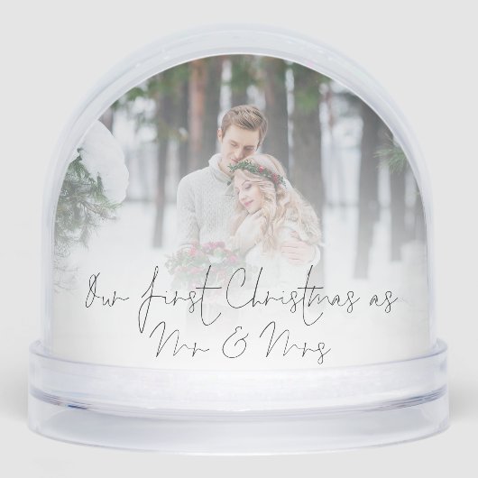 Eerste kerst als Mr. Mrs Pas getrouwd 2 Foto's Sneeuwbol (Voorkant)