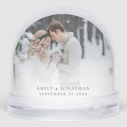 Eerste kerst als Mr. Mrs Pas getrouwd 2 Foto's Sneeuwbol (Achterkant)