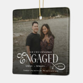 Eerste kerst als verloofd chic koppelfoto keramisch ornament (Links)