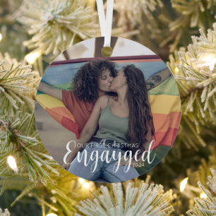 Eerste kerst geëngageerde Gay Pride gepersonalisee Metalen Ornament