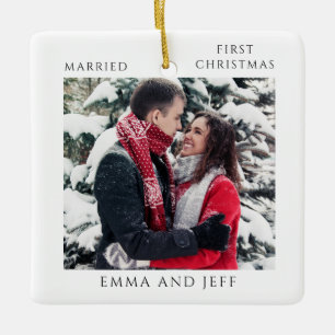 Eerste kerst gehuuwd keramisch ornament
