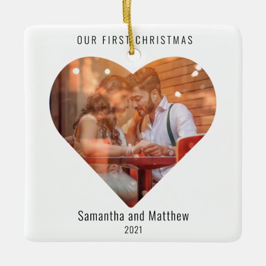 Eerste kerst getrouwd liefde hart foto keramisch ornament (Voorkant)