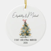 Eerste kerst Getrouwd met Waterverf Kerstboom Keramisch Ornament (Voorkant)
