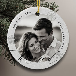 Eerste kerst Getrouwd Sneeuwvlokken Wit Chic Gift Keramisch Ornament