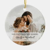 Eerste kerst getrouwde Pas getrouwd Foto Keramisch Ornament (Voorkant)