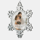 Eerste kerst getrouwde Pas getrouwd Foto Tin Sneeuwvlok Ornament (Rechts)