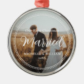 Eerste kerst getrouwde script overlay foto metalen ornament (Voorkant)