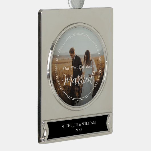 Eerste kerst getrouwde script overlay foto verzilverd banner ornament (Rechts)