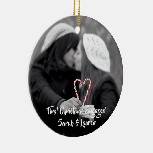 Eerste kerst in beeld | Lesbische koppel Keramisch Ornament (Rechts)
