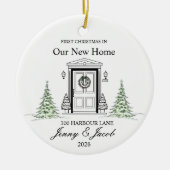 Eerste kerst in ons nieuwe huis 2026 gepersonalise keramisch ornament (Voorkant)