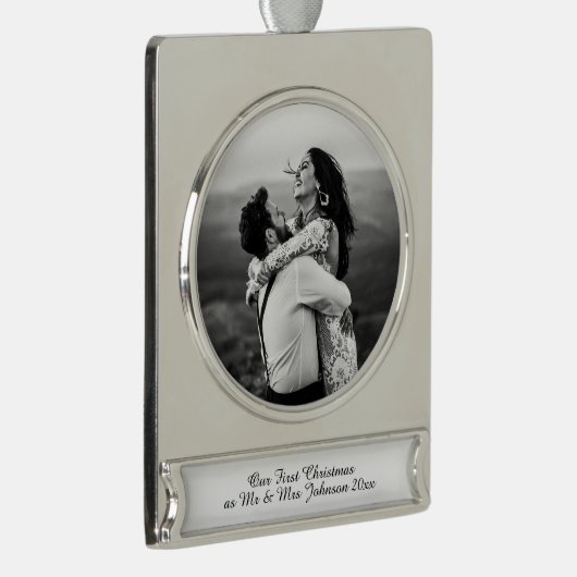 Eerste kerst Mr & Mrs Getrouwd Paar Ornament Verzilverd Banner Ornament (Rechts)