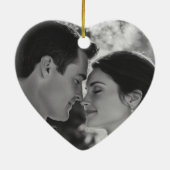 Eerste kerst Mr. Mrs. Photo Heart Christmas Keramisch Ornament (Achterkant)