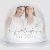 Eerste kerst Mrs. Mrs. 2 Foto Lesbische bruiloft Sneeuwbol (Voorkant)