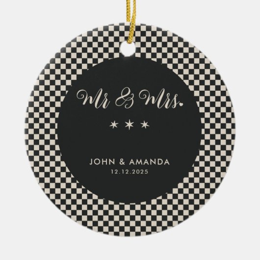 Eerste kerst Pas getrouwd Retro meneer en mevrouw Keramisch Ornament (Voorkant)
