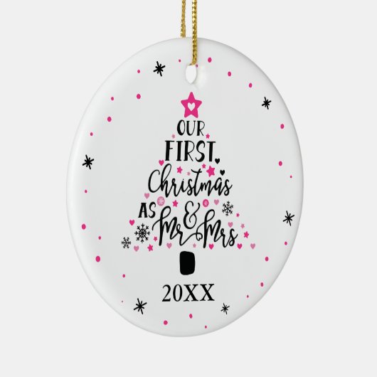 Eerste Kerst Passen getrouwd Typografie Script Keramisch Ornament (Rechts)