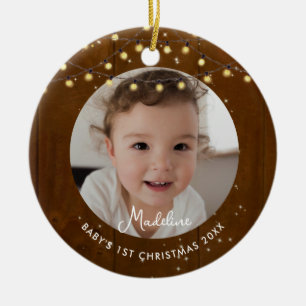 Eerste kerst van de baby met rustieke houten licht keramisch ornament