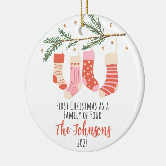Eerste kerst van vier aangepaste familie keramisch ornament (Links)