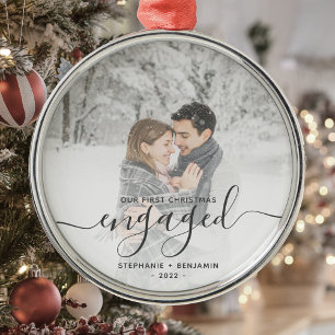 Eerste kerst verloofd aangepaste foto grijs schrif metalen ornament