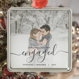 Eerste kerst verloofd aangepaste foto grijs schrif metalen ornament