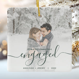 Eerste kerst verloofd aangepaste foto groen schrif keramisch ornament