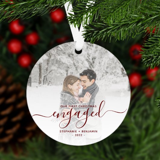 Eerste kerst verloofd aangepaste foto rode script metalen ornament