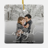 Eerste kerst verloofd aangepaste foto witte script keramisch ornament (Voorkant)