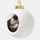 Eerste kerst verloofd aangepaste foto witte script keramische bal ornament (Rechts)