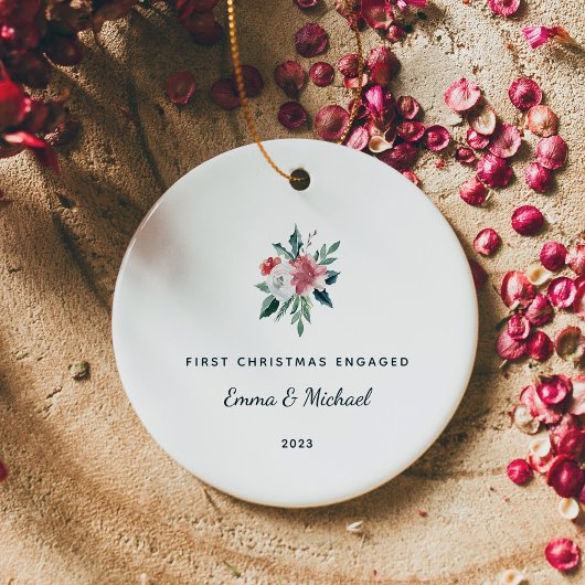 Eerste kerst verloofd | Elegant en minimalistisch Keramisch Ornament