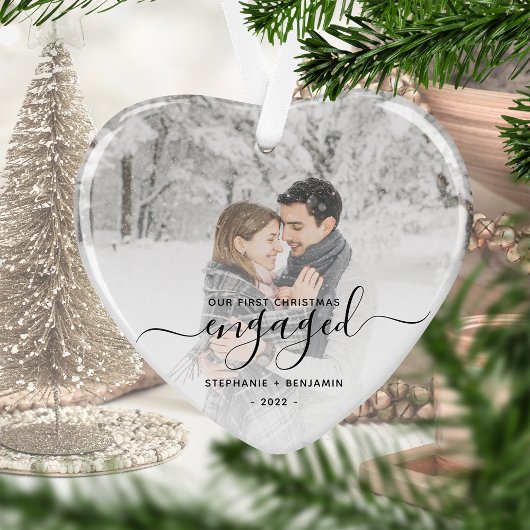 Eerste kerst verloofd foto zwart script hart ornament