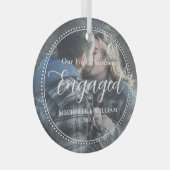 Eerste kerst verloofde script overlay foto glas ornament (Voorkant Rechts)