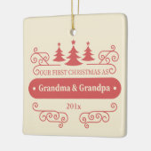 Eerste kerst vierkant kerstboomornament voor groot keramisch ornament (Links)