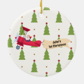 Eerste kerst vliegtuig en kerstboom jongen op maat keramisch ornament (Achterkant)