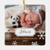 Eerste kerstBaby Foto Sneeuwhout Keramisch Ornament (Voorkant)