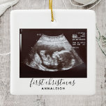 Eerste kerstbevruchting Ultrasound Foto aangepast Keramisch Ornament<br><div class="desc">Het is altijd een goed moment om dit spannende nieuws te delen met je naaste en beste. Perfect kerstcadeauidee voor de oma de rest van de familie met een ultrasone fotoversiering. Voeg gemakkelijk de foto van het aftasten van de baby en een naam toe door de knoop "aan te passen"aan...</div>