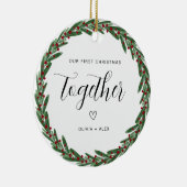 Eerste kerstcadeau samen met kerstpaar keramisch ornament (Rechts)