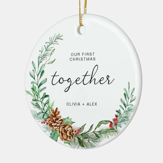 Eerste kerstcadeau samen met kerstpaar keramisch ornament (Links)