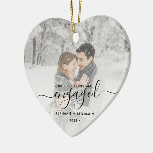 Eerste kerstcadeautje Aangepaste foto Zwart script Keramisch Ornament (Links)