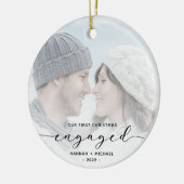 Eerste kerstcadeautje Aangepaste foto Zwart script Keramisch Ornament (Links)